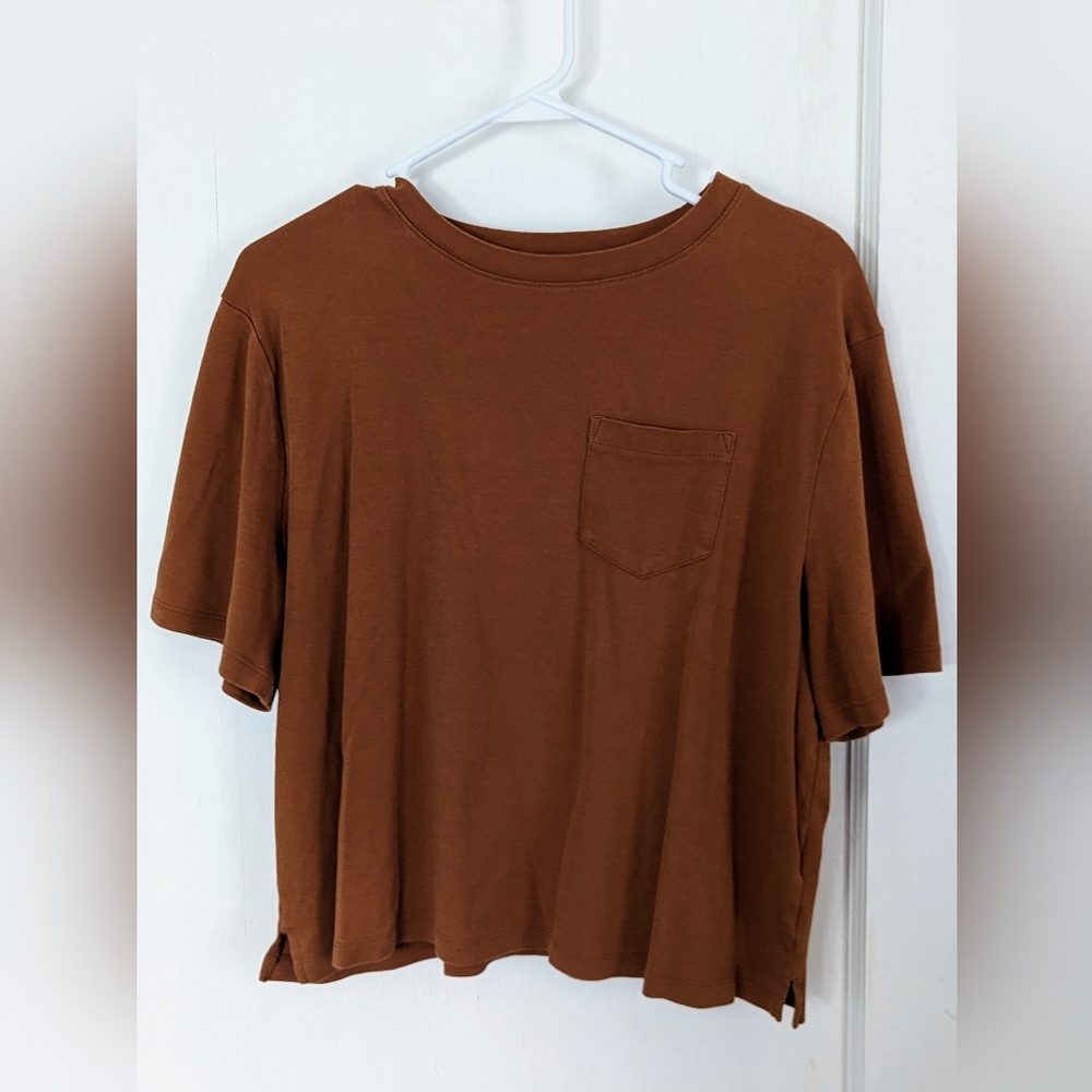 Crop Tshirt with Pocket